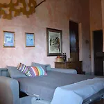 Landhaus Borgo Santa Maria *