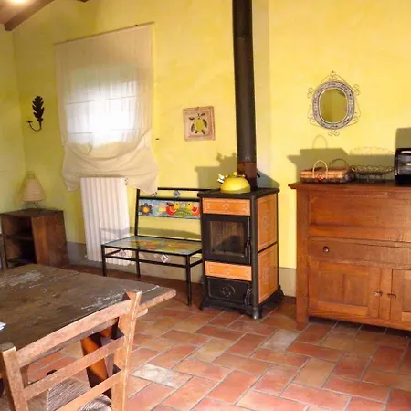 Borgo Santa Maria Casa rural Monteleone dʼOrvieto