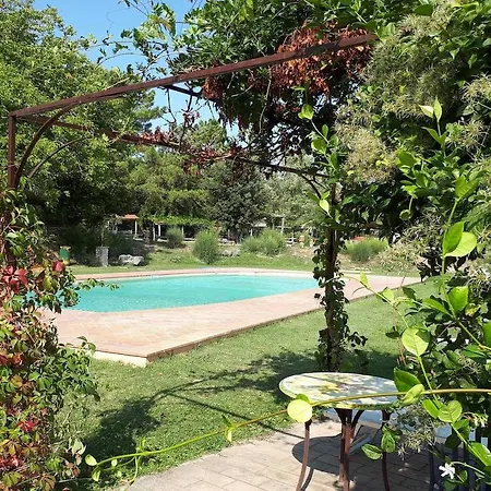 Borgo Santa Maria Country house *