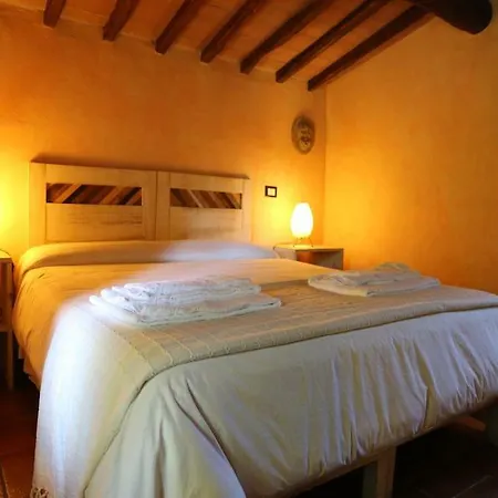 Borgo Santa Maria Casa rural Monteleone dʼOrvieto